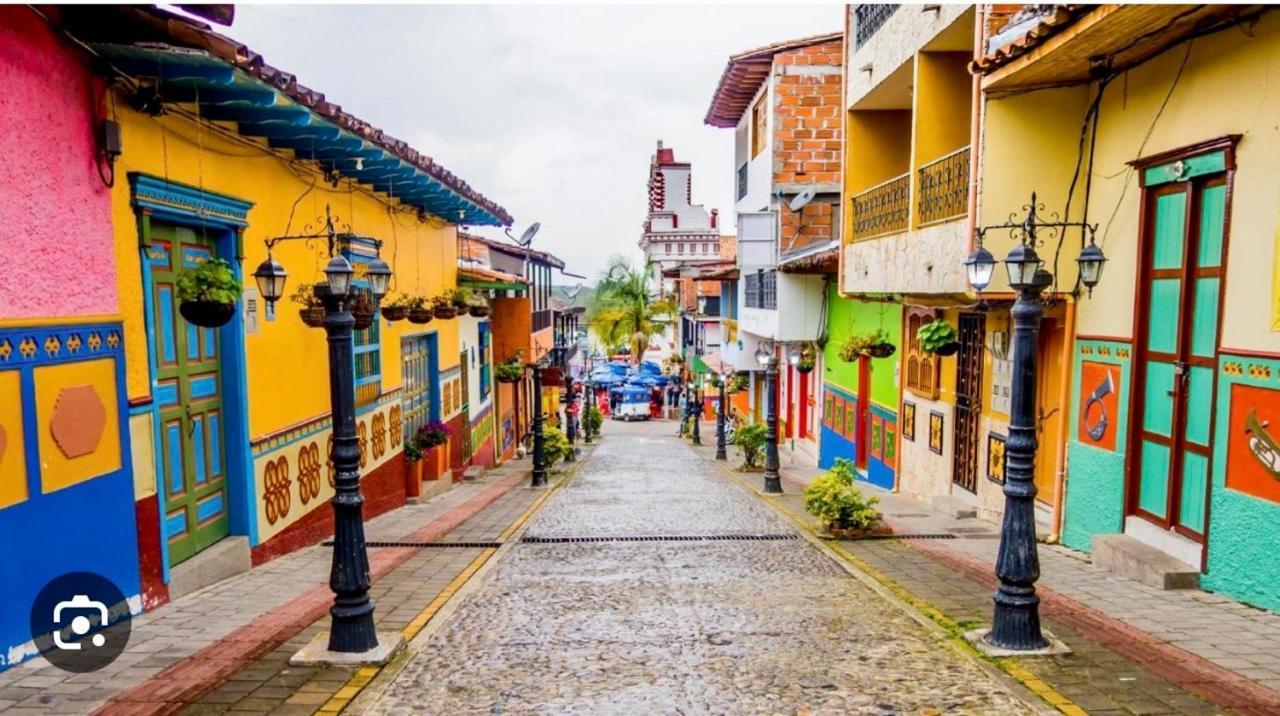 Hotel Blue Guatapé Exterior foto